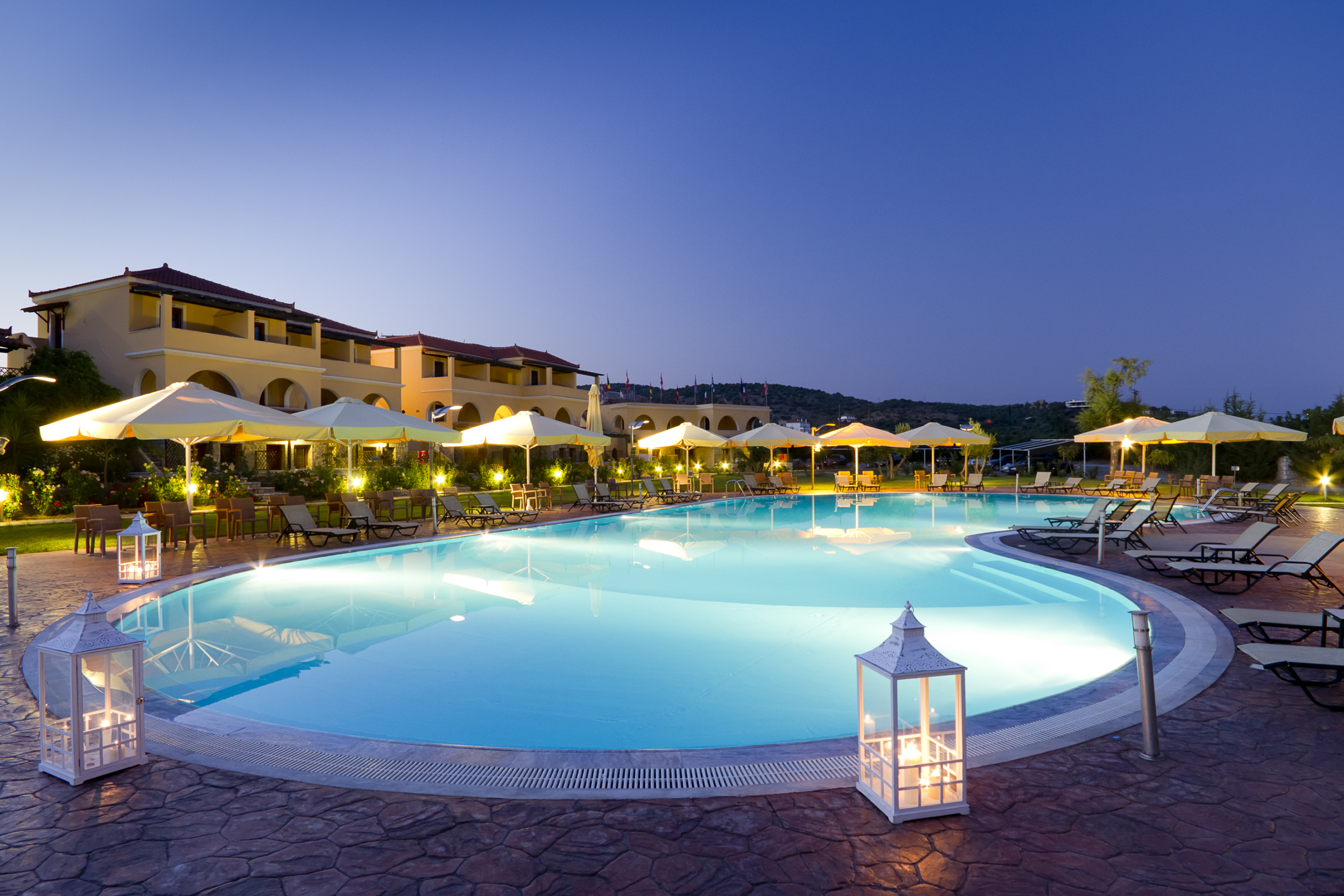 Hotel resort swimming pool
